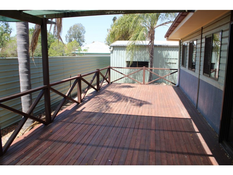 38 Drury Street, Dalby QLD 4405