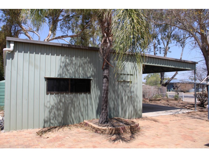 38 Drury Street, Dalby QLD 4405