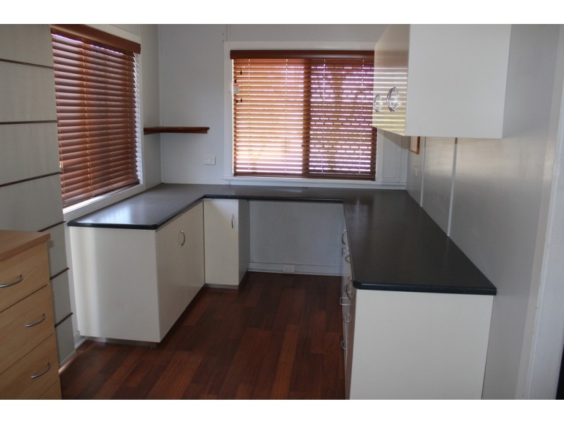 38 Drury Street, Dalby QLD 4405