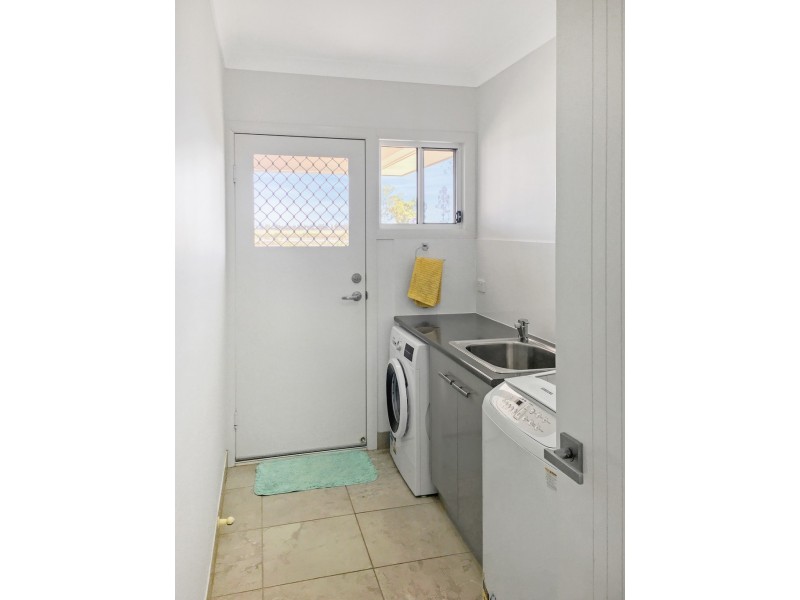 37 Banjo Patterson Place, Dalby QLD 4405