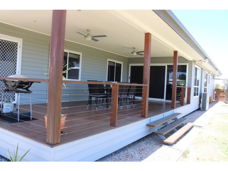 37 Banjo Patterson Place, Dalby QLD 4405
