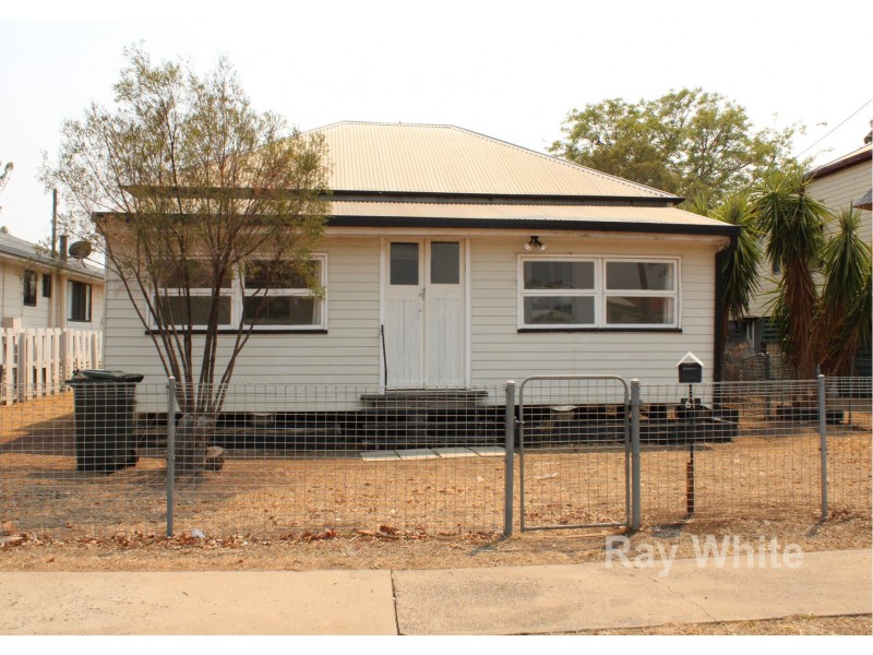 61 Patrick Street, Dalby QLD 4405