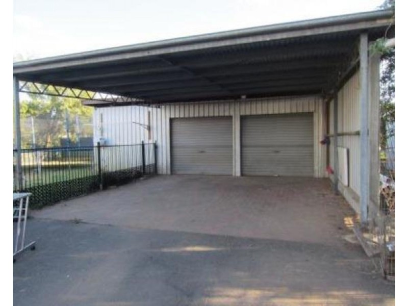 42 Palmer Street, Dalby QLD 4405