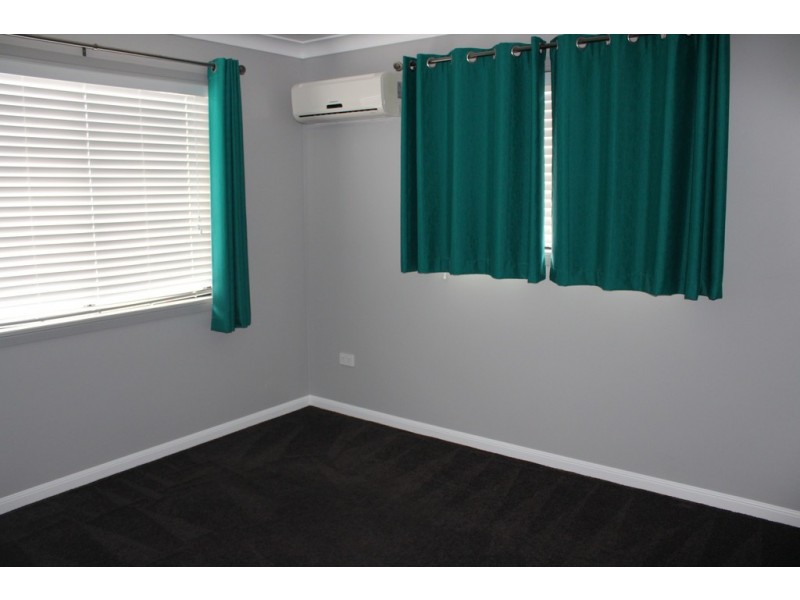 2 Sullivan Crescent, Dalby QLD 4405