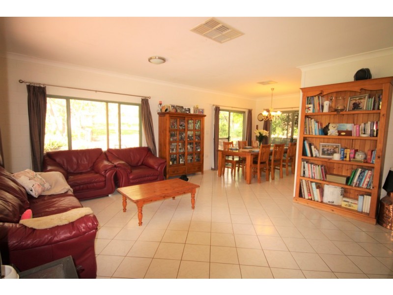 32 Chelldan Avenue, Dalby QLD 4405