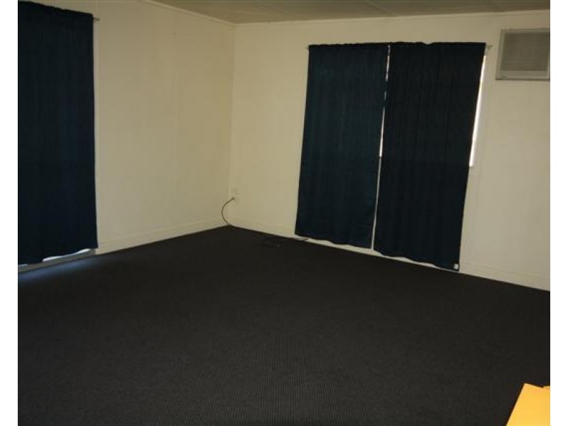 9 McQueen Street, Dalby QLD 4405