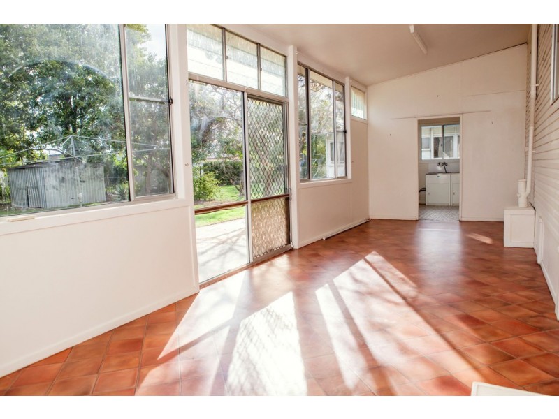 88 Wood Street, Dalby QLD 4405