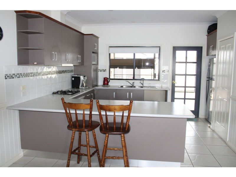 19 Burke Street, Dalby QLD 4405