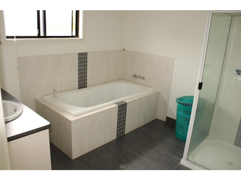 19 Burke Street, Dalby QLD 4405