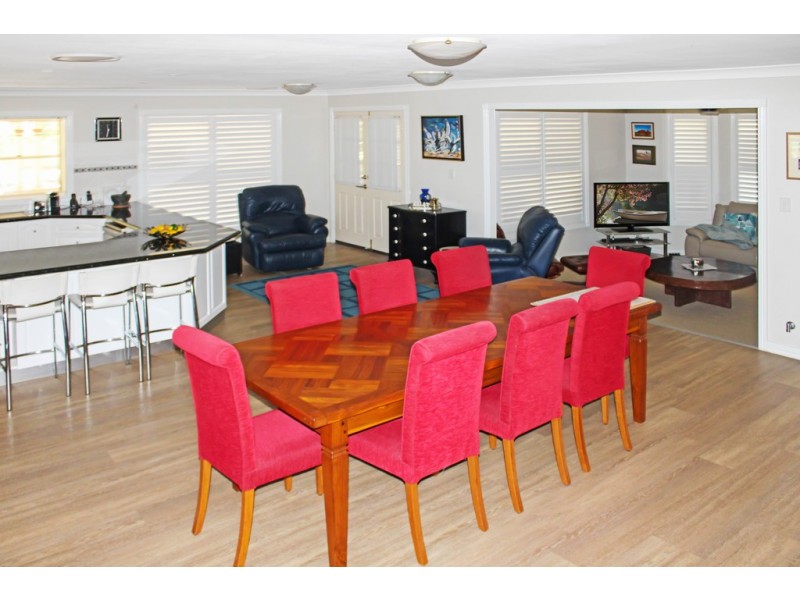 25 Ena Street, Dalby QLD 4405