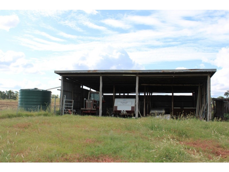 768 Oakey Pittsworth Road, Aubigny QLD 4401