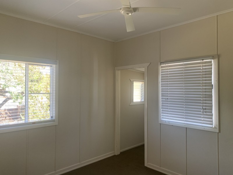 4 Jack Street, Dalby QLD 4405