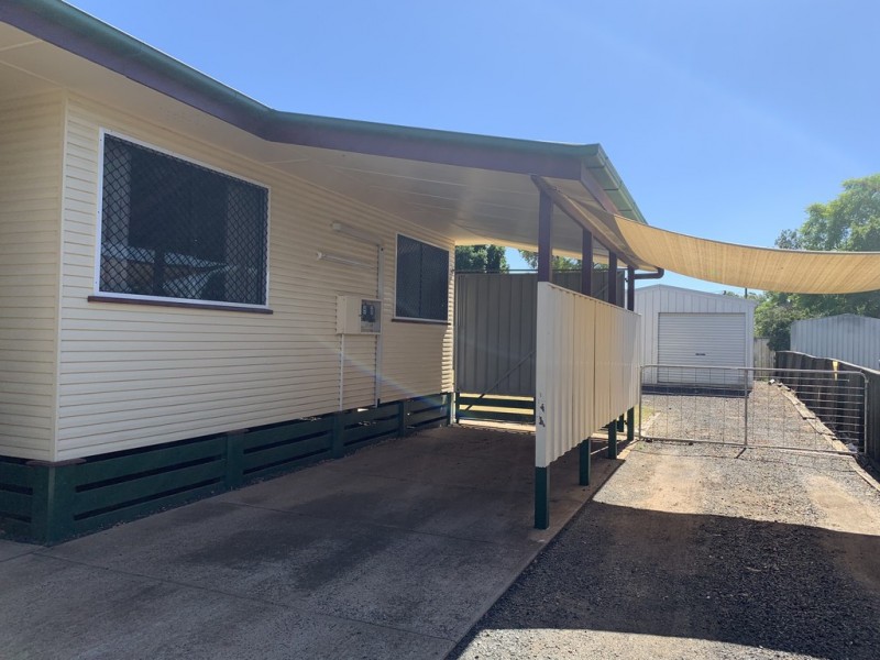 7 Lindsay Street, Dalby QLD 4405