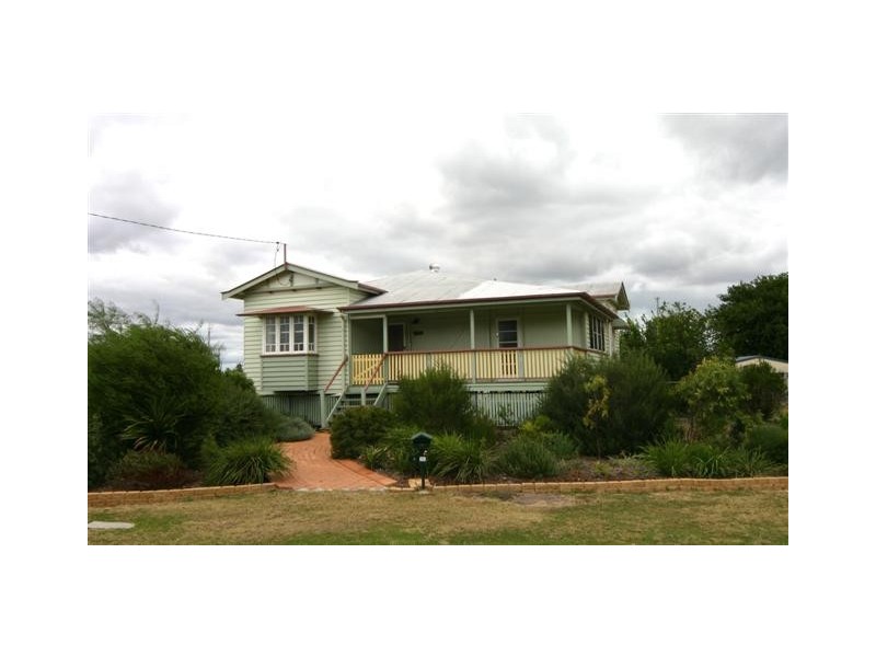 3 William Street, Dalby QLD 4405