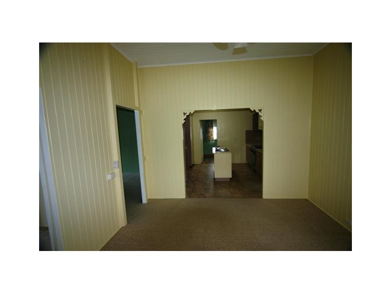 3 William Street, Dalby QLD 4405