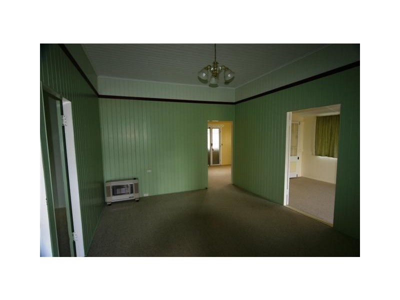 3 William Street, Dalby QLD 4405