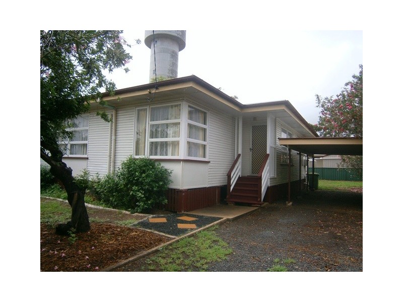 5 Jessop St, Dalby QLD 4405