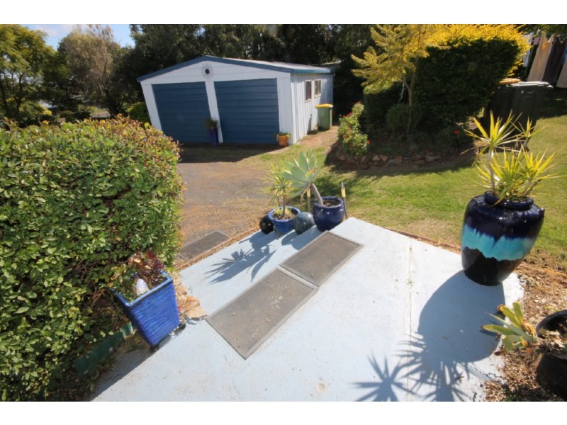69 Wallace Street, Bell QLD 4408