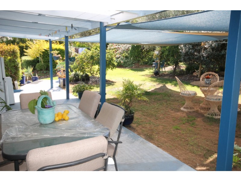69 Wallace Street, Bell QLD 4408