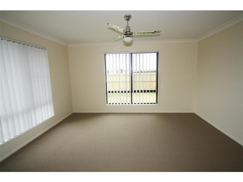 84 Gosden Drive, Dalby QLD 4405