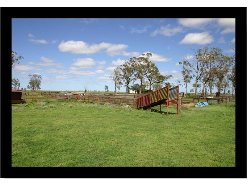 Bowenville QLD 4404