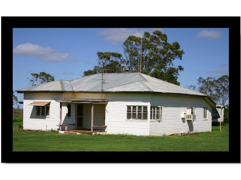 Bowenville QLD 4404
