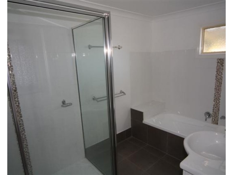 18 Palmer Street, Dalby QLD 4405