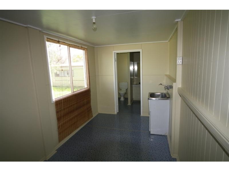 7 Lloyd Street, Dalby QLD 4405