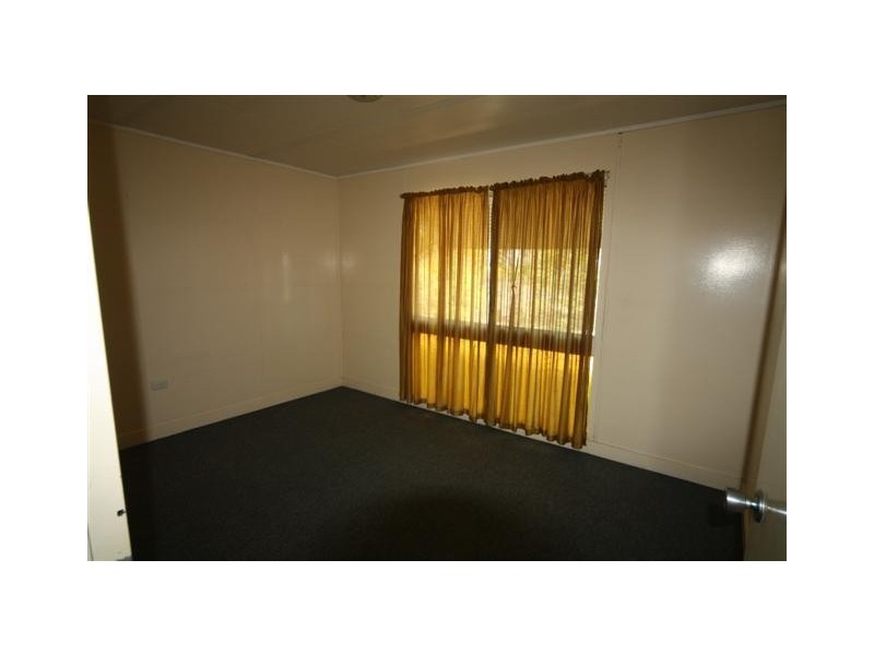 9 MCQUEEN STREET, Dalby QLD 4405