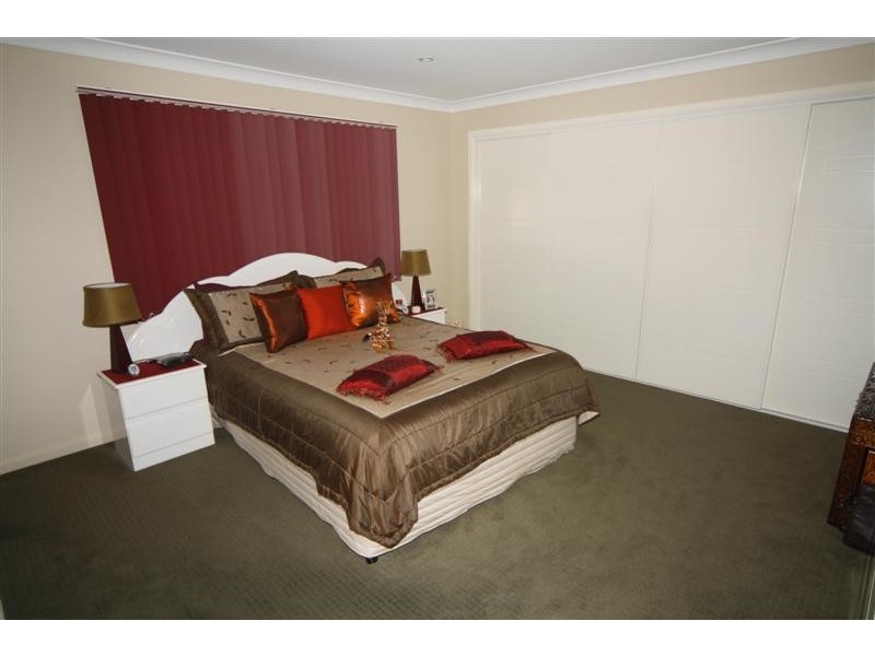 8 Jacaranda Court, Dalby QLD 4405