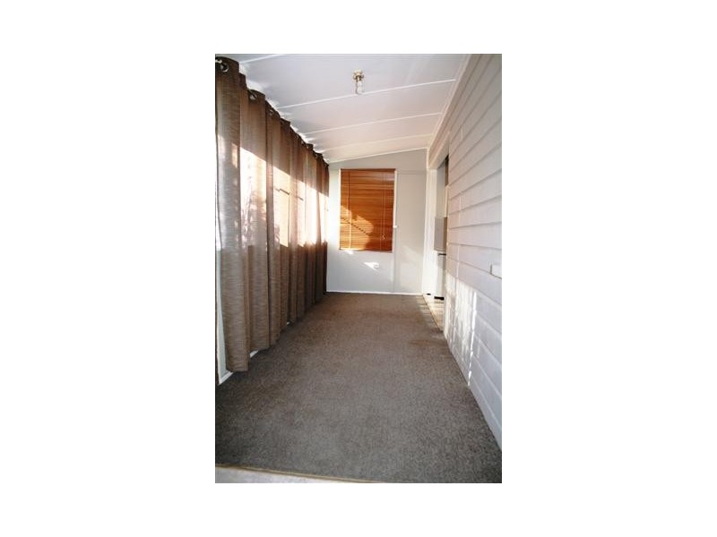 1 Knowles Street, Dalby QLD 4405