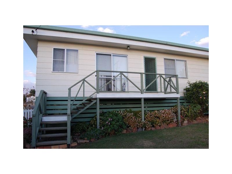 9 Dennis Street, Bell QLD 4408