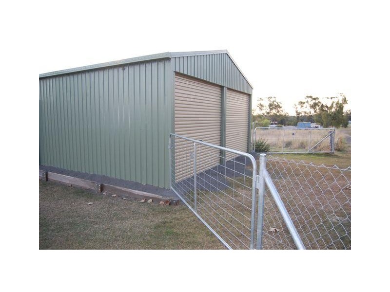 9 Dennis Street, Bell QLD 4408