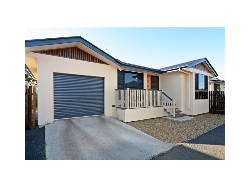 2/122 Edward Street, Dalby QLD 4405