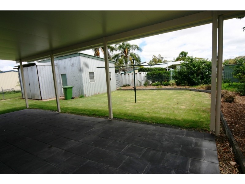 27 Swan Street, Dalby QLD 4405