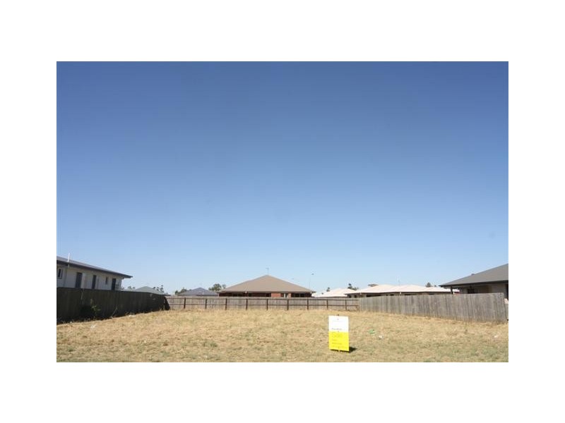 3 Glen Eagles Drive, Dalby QLD 4405