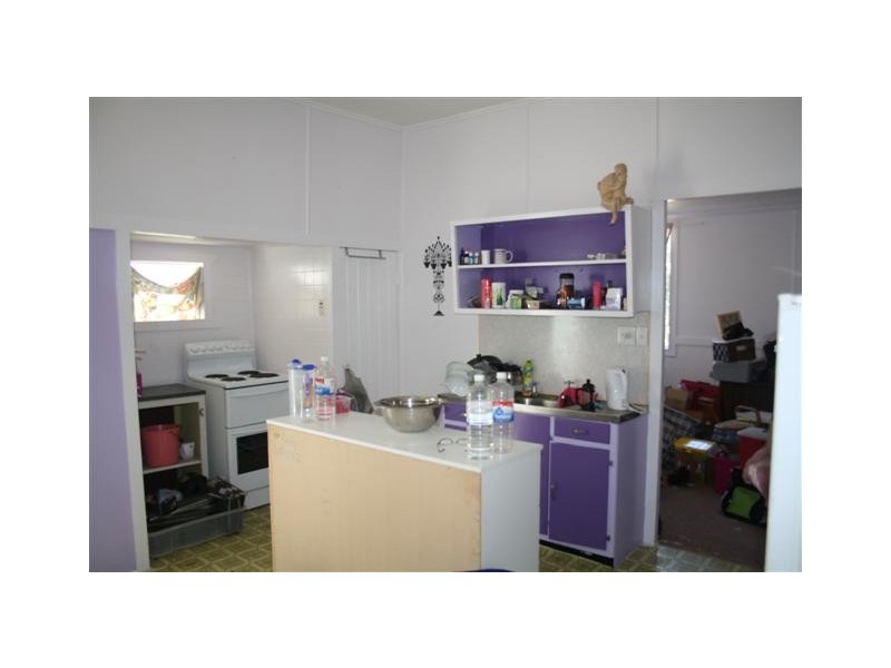 1 Blaxland Road, Dalby QLD 4405