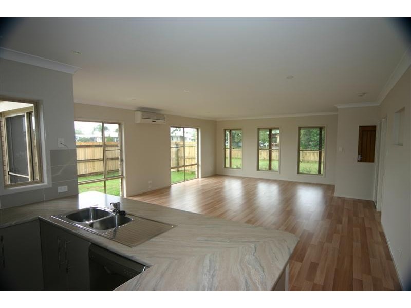 8 Branch Creek Rd, Dalby QLD 4405