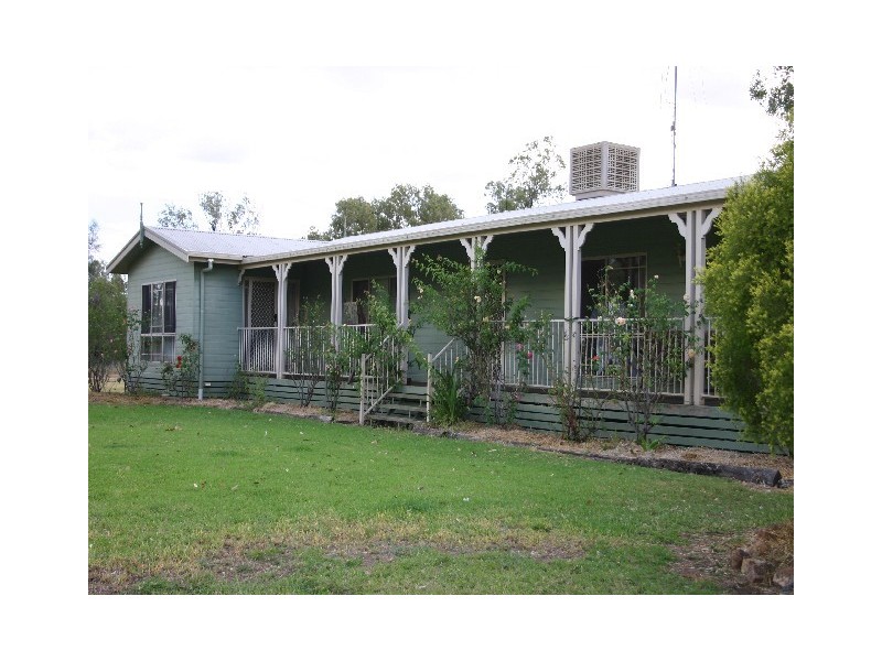 Condamine QLD 4416