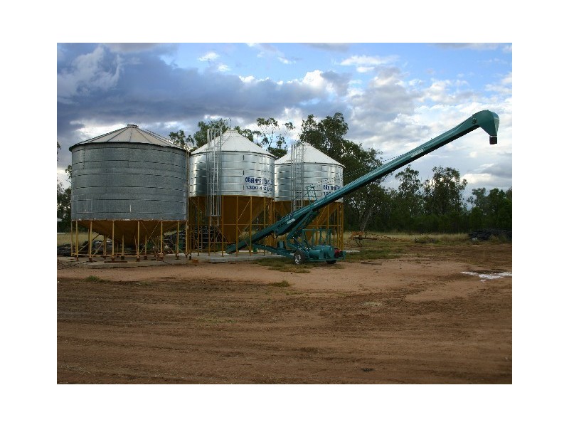 Condamine QLD 4416