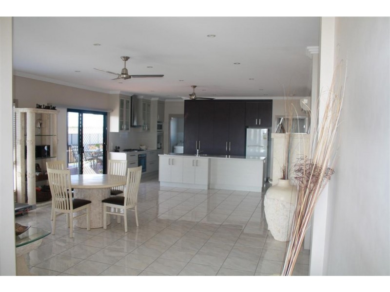 52 Diamond Drive, Dalby QLD 4405