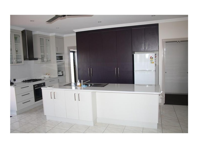 52 Diamond Drive, Dalby QLD 4405