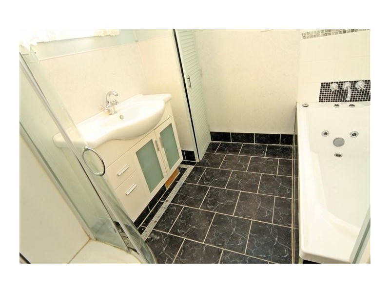 15 Wyley Street, Dalby QLD 4405