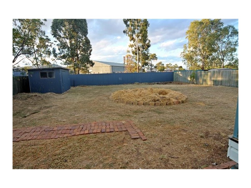 15 Wyley Street, Dalby QLD 4405