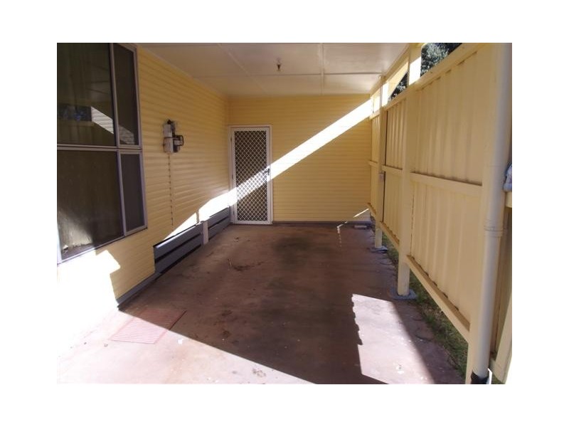 11 Walsh Street, Dalby QLD 4405