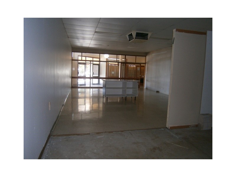Shop 5 New Street Centre, Dalby QLD 4405
