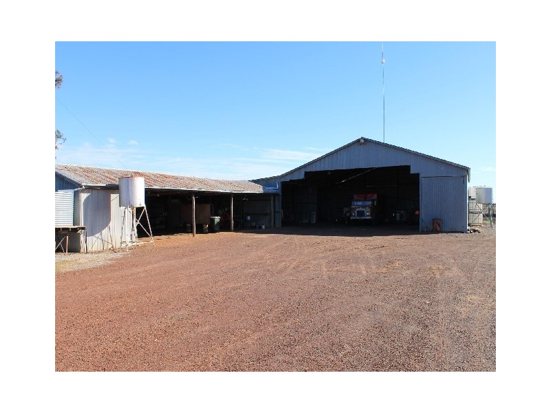 Macalister QLD 4406