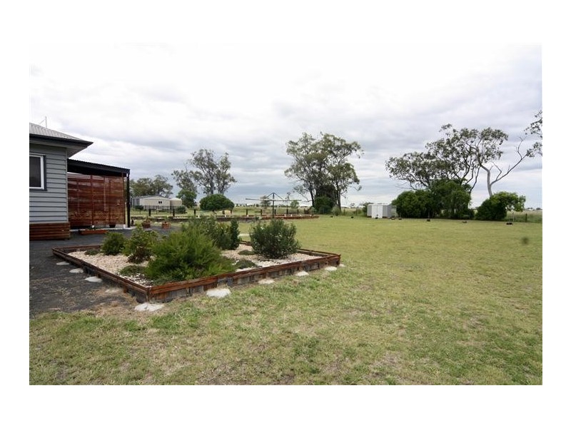 100 Seymours Road, Dalby QLD 4405