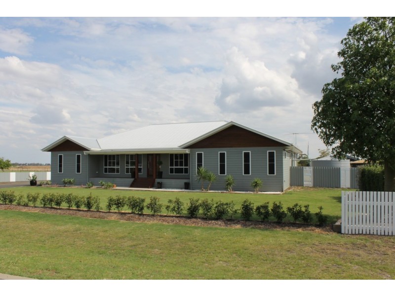 28 Vanessa Drive, Dalby QLD 4405