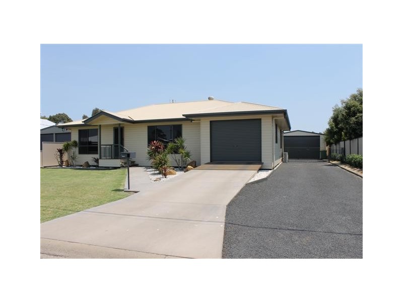 7 Burke Street, Dalby QLD 4405